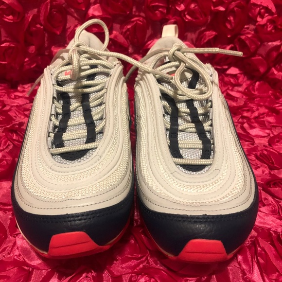 Nike Women's Air Max 97 - Picture 4 of 8